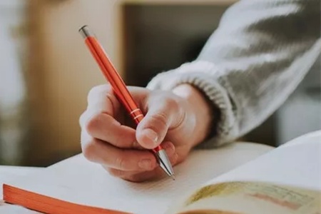 甘肃自考可以换首报专业吗